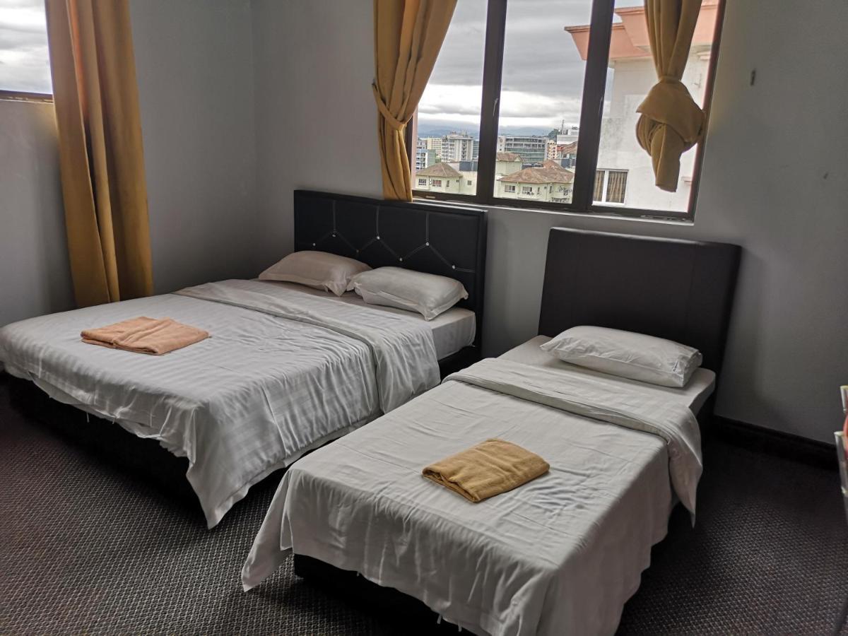Homestay Marina Court Кота Кинабалу Екстериор снимка