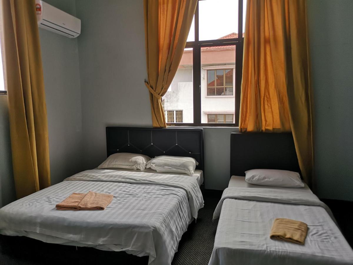Homestay Marina Court Кота Кинабалу Екстериор снимка