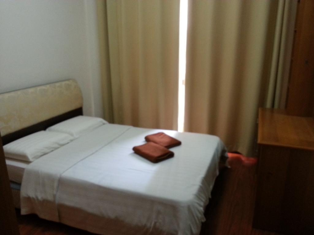 Homestay Marina Court Кота Кинабалу Екстериор снимка