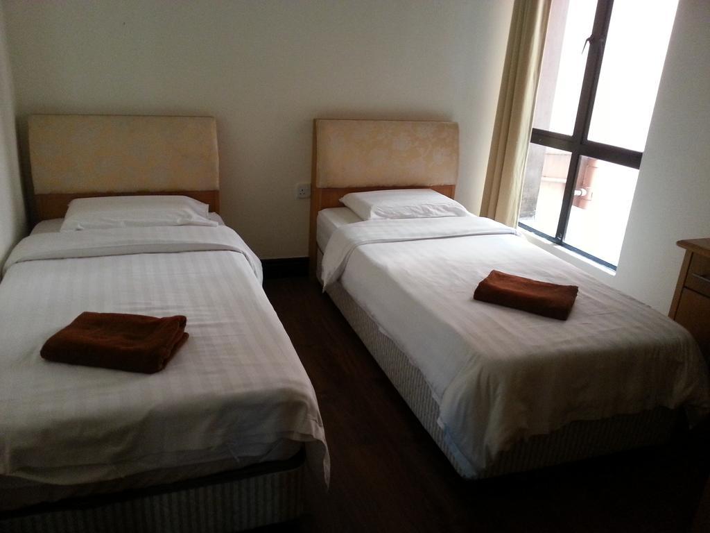 Homestay Marina Court Кота Кинабалу Екстериор снимка