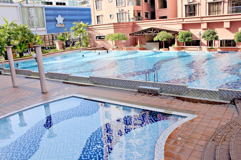 Homestay Marina Court Кота Кинабалу Екстериор снимка