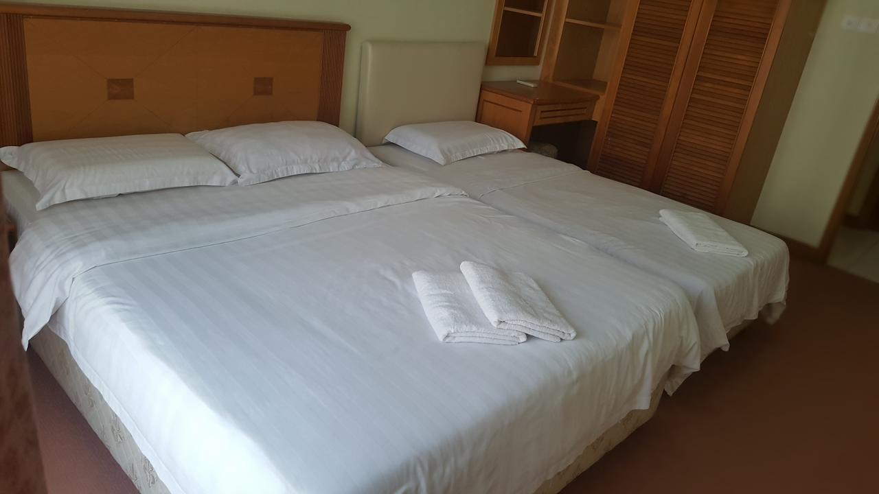Homestay Marina Court Кота Кинабалу Екстериор снимка